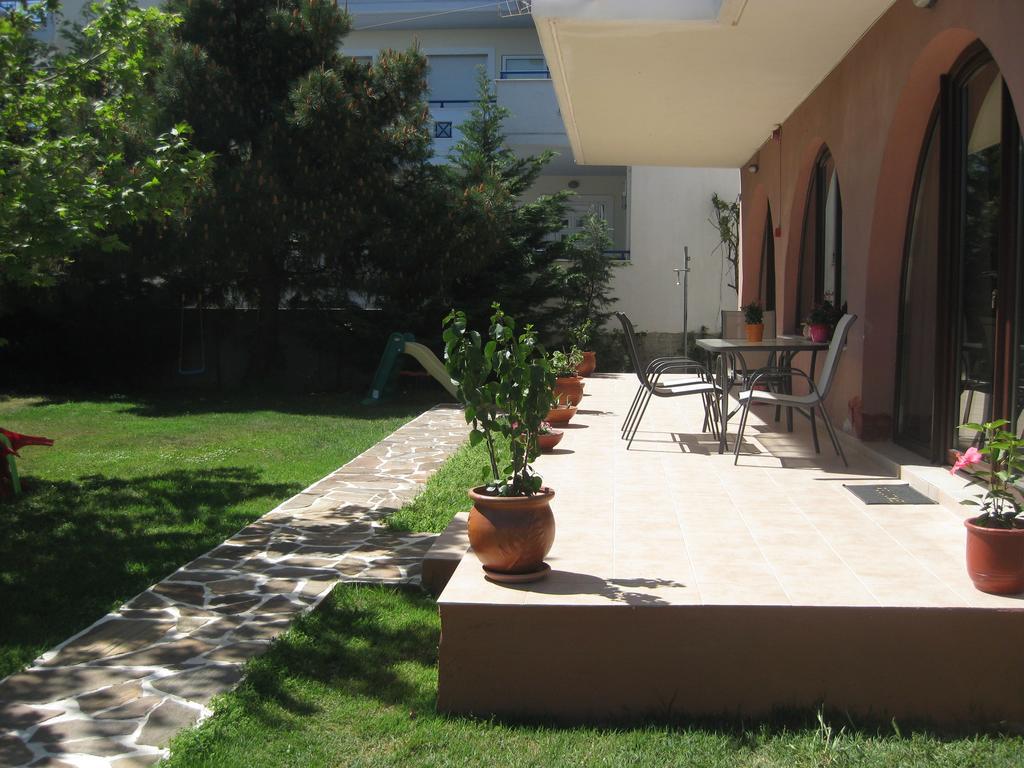 Nautica Bay Apartments Keramotí Esterno foto