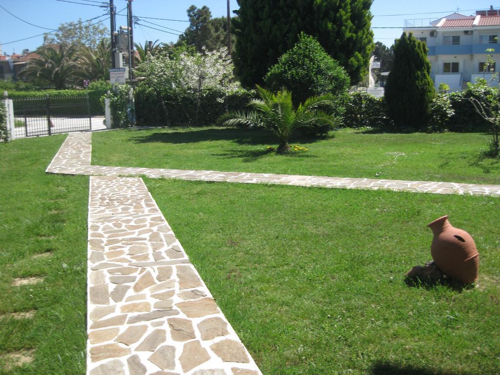 Nautica Bay Apartments Keramotí Esterno foto